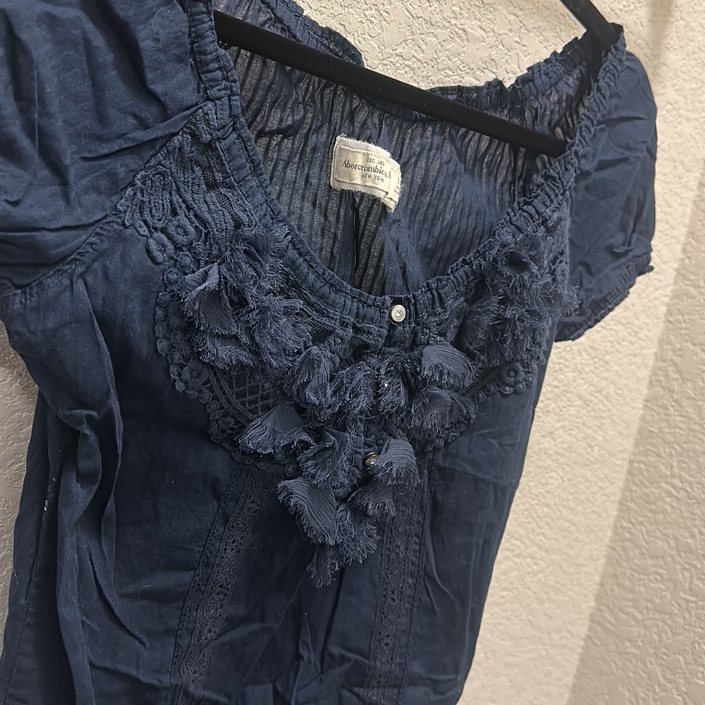 A&F wide neck top